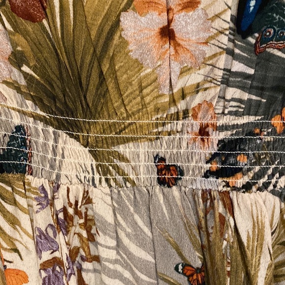 Butterfly dress - Picture 3 of 4